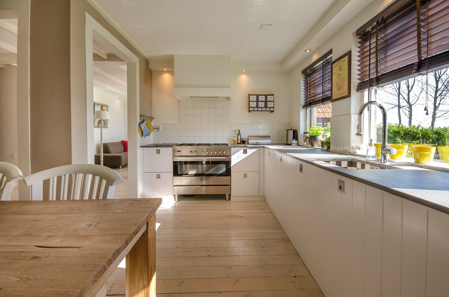 Northern-Virginia-Home-Remodeling-Trends-Light-and-Bright-Kitchen.jpg