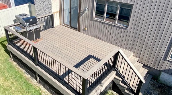 composite deck installation in springfield