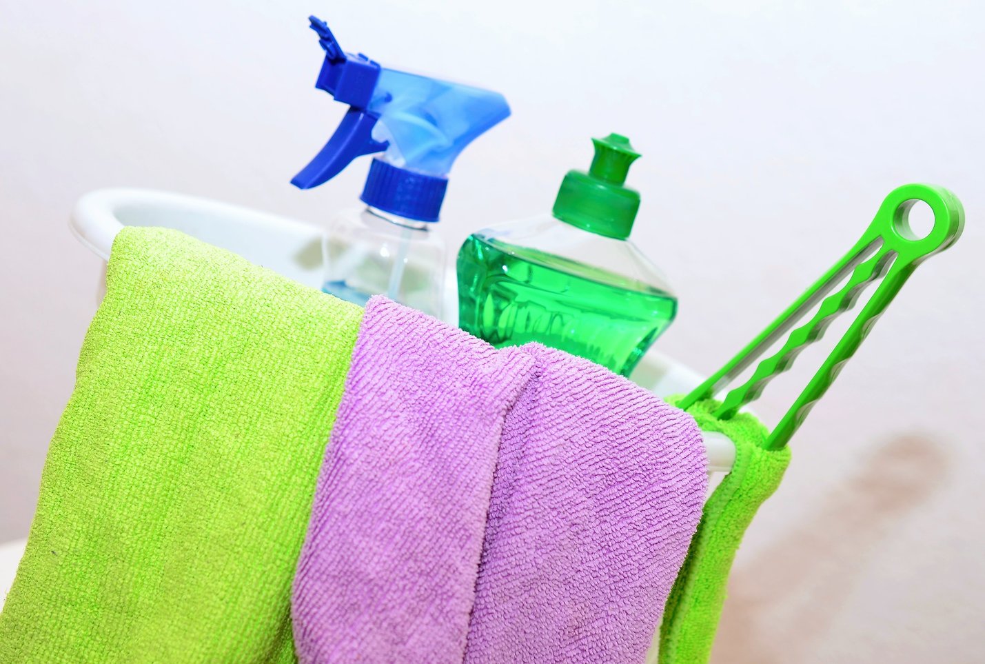 top-5-green-cleaning-supplies.jpg